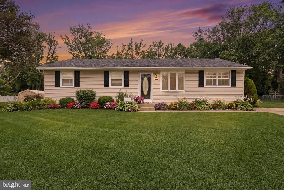 203 Central Ave, Woodbury Heights, NJ 08097 - #1