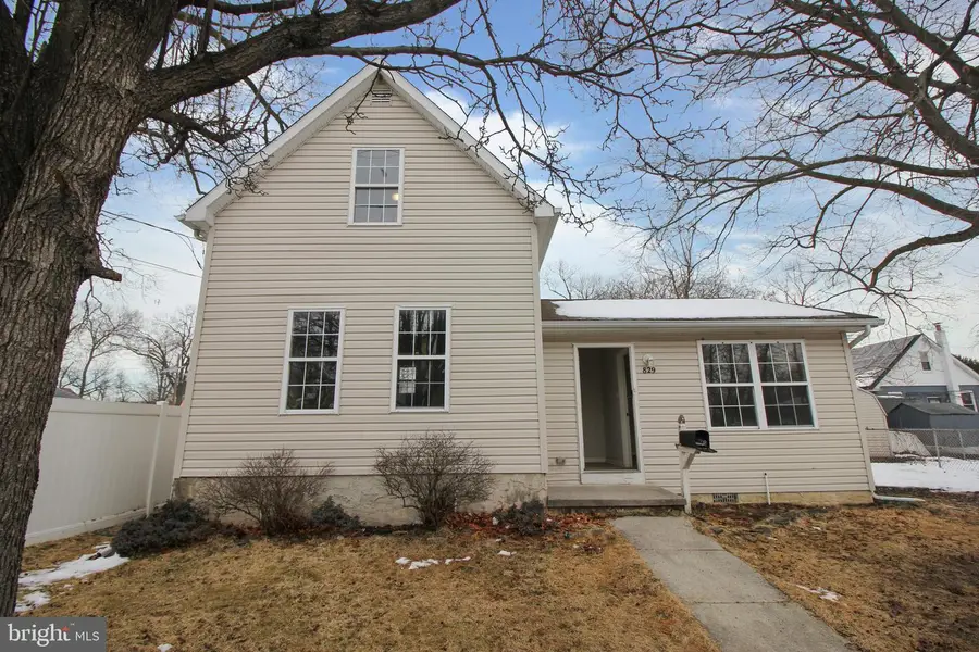 829 Philadelphia Ave, National Park, NJ 08063 - #2