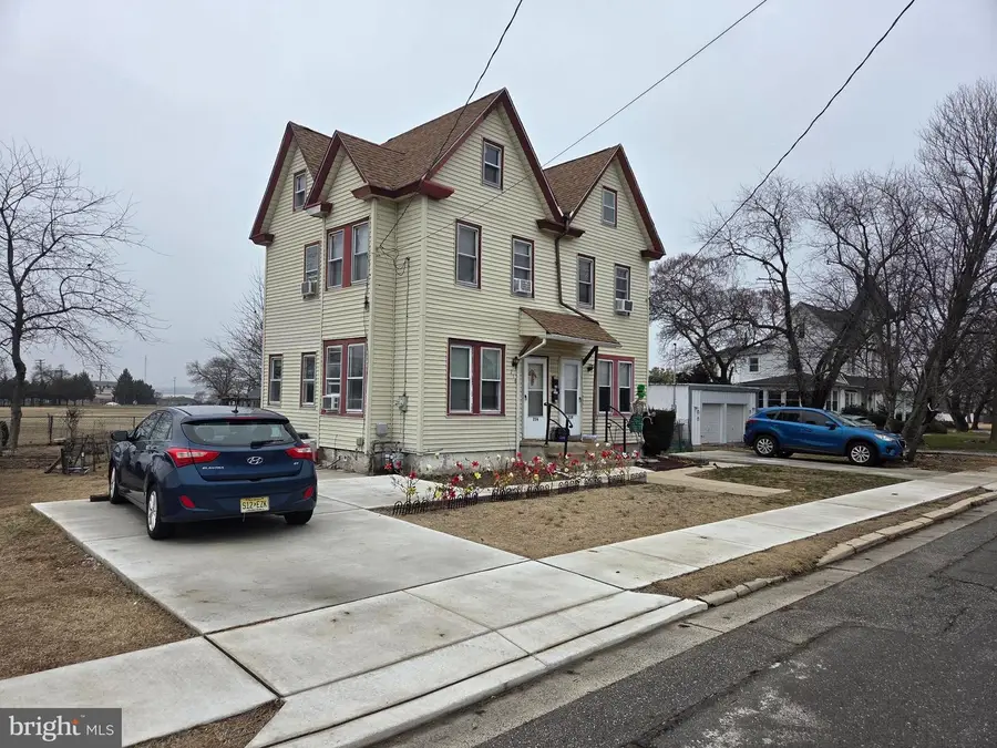 214 Billingsport Rd, Paulsboro, NJ 08066 - #2
