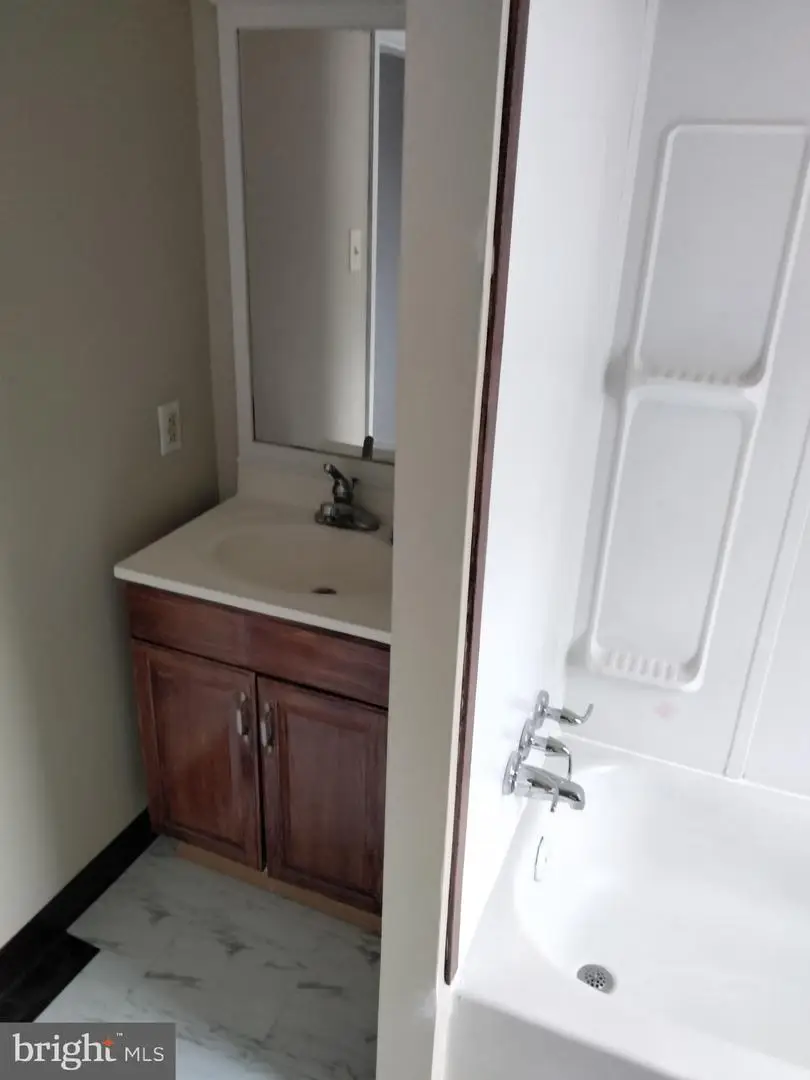 15 Railroad Ave, Paulsboro, NJ 08066 - #3