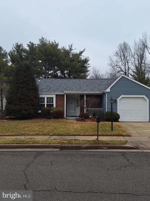 4 Knollwood Dr, WOODBURY, NJ 08096