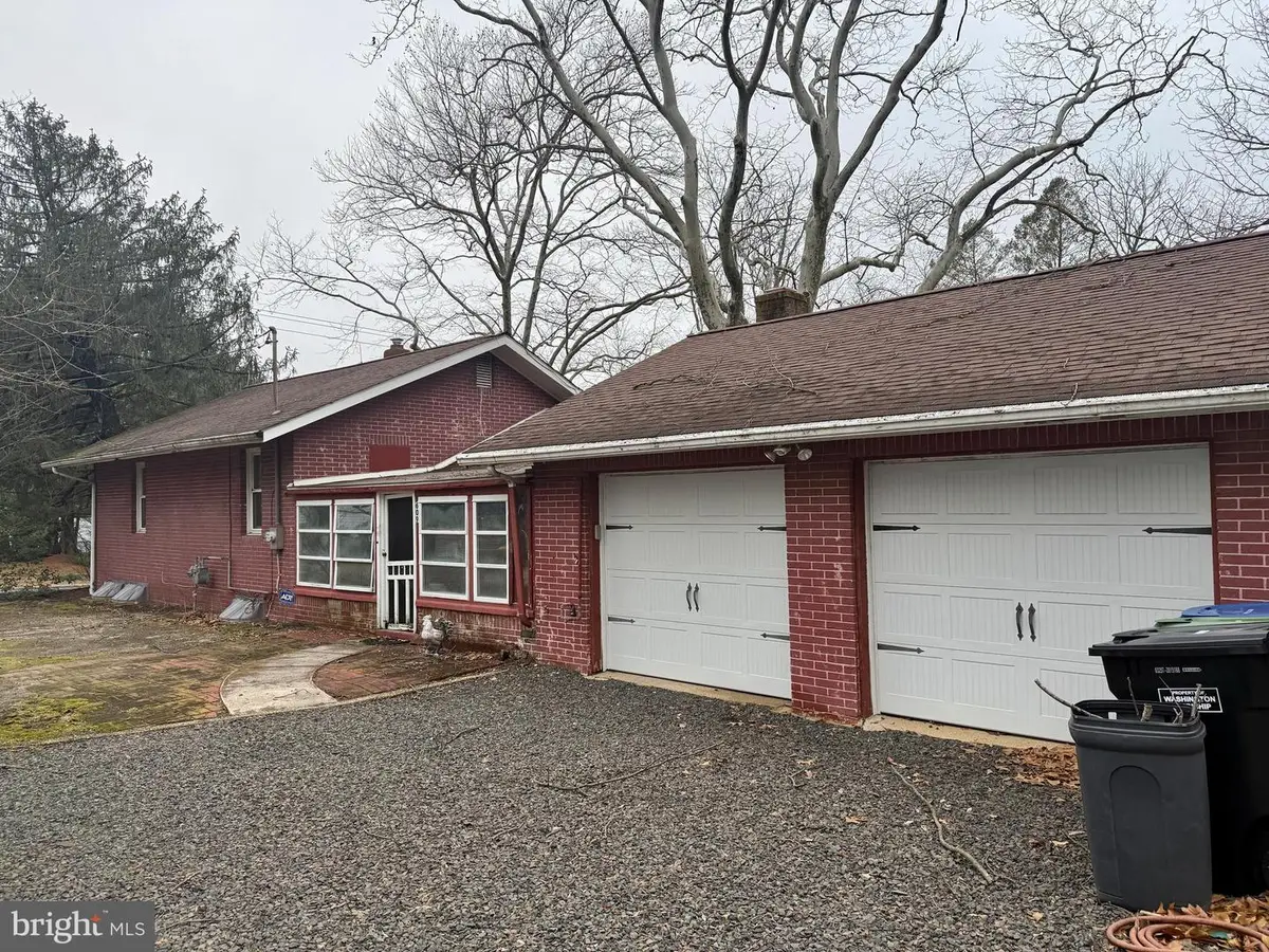 609 Hurffville Crosskeys Rd, Sewell, NJ 08080 - #1