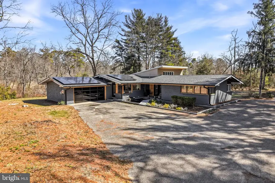 1528 E Malaga Rd, Williamstown, NJ 08094 - #3