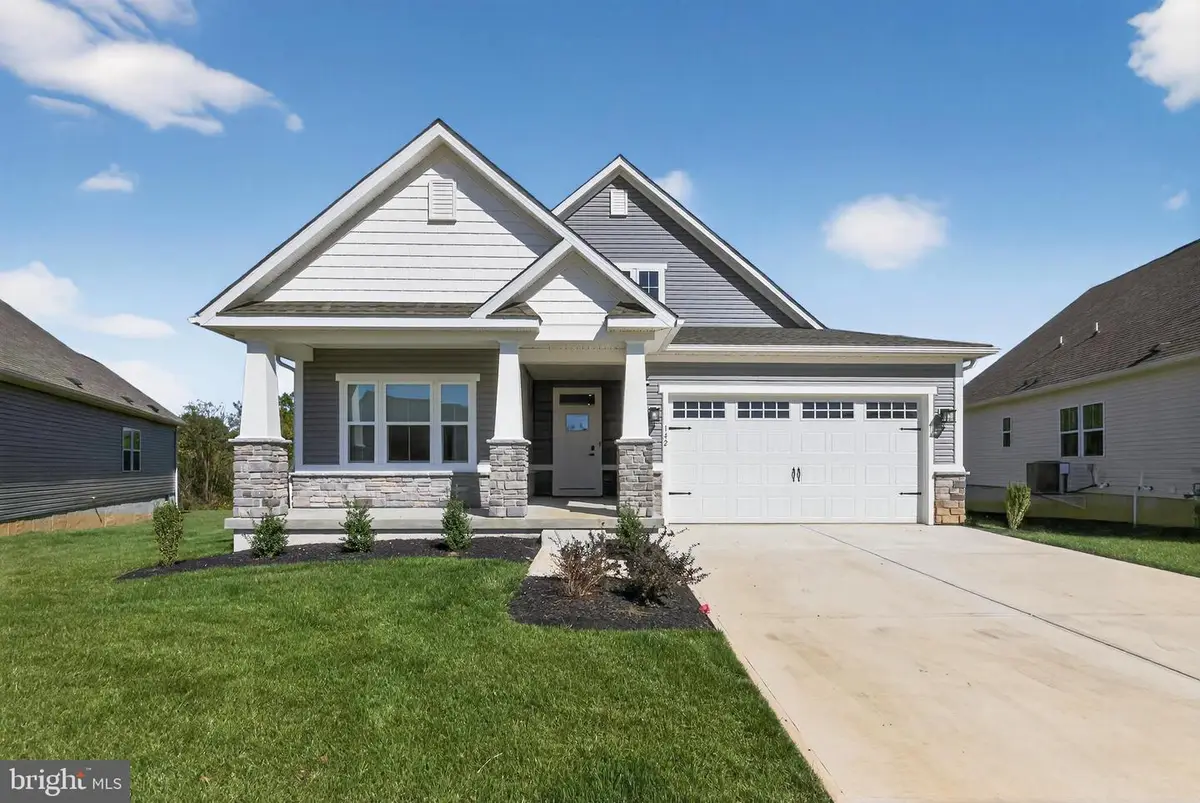 142 Eisenhower Dr, Swedesboro, NJ 08085 - #1