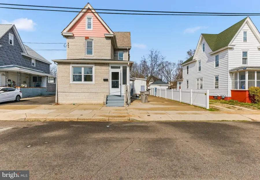 25 Roosevelt St, Paulsboro, NJ 08066 - #2