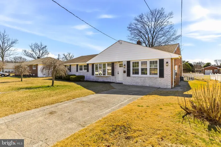 354 Memorial Ave, Gibbstown, NJ 08027 - #2