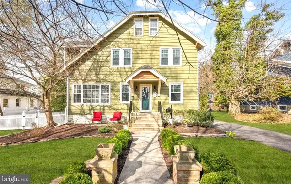 102 N Monroe Ave, WENONAH, NJ 08090