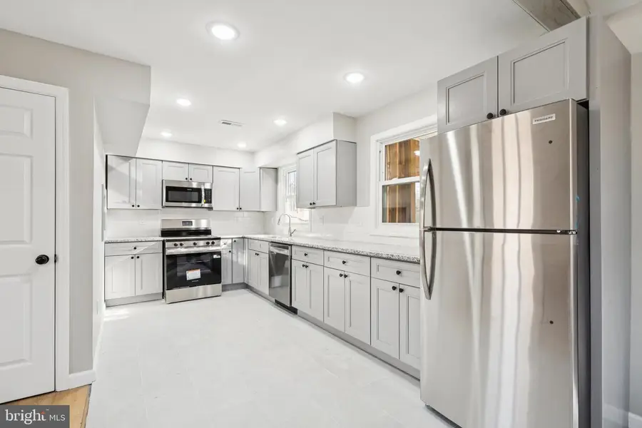 916 Willow Ln, Williamstown, NJ 08094 - #3