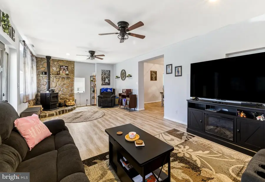 1013 Delsea Dr, Franklinville, NJ 08322 - #3