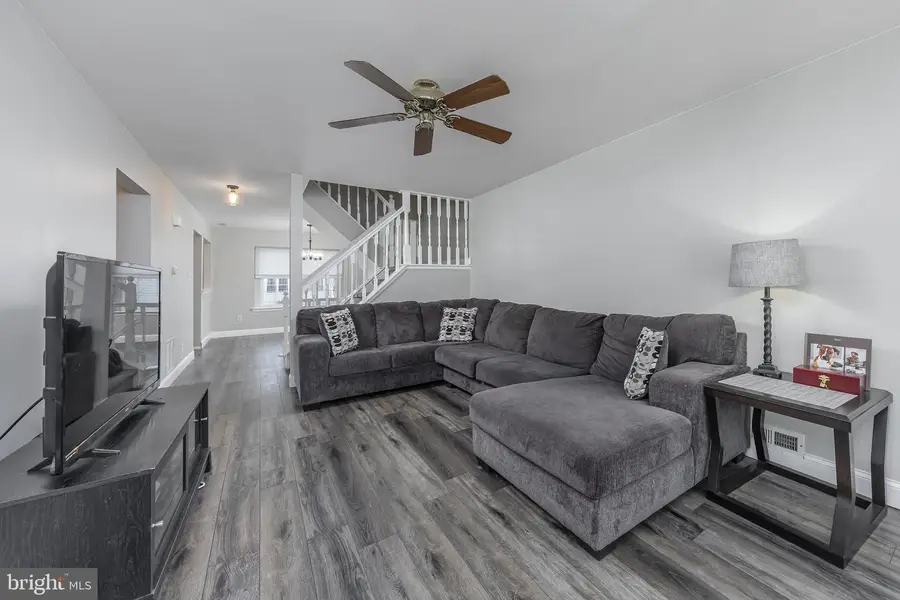 68 Kerry Lynn Ct, Williamstown, NJ 08094 - #3