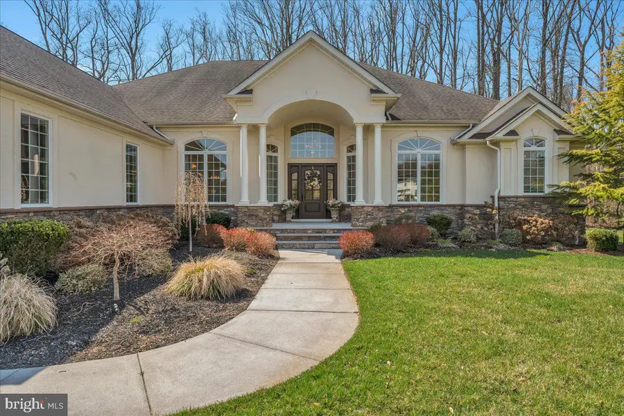 122 Joanne Ct, Mullica Hill, NJ 08062 - #3