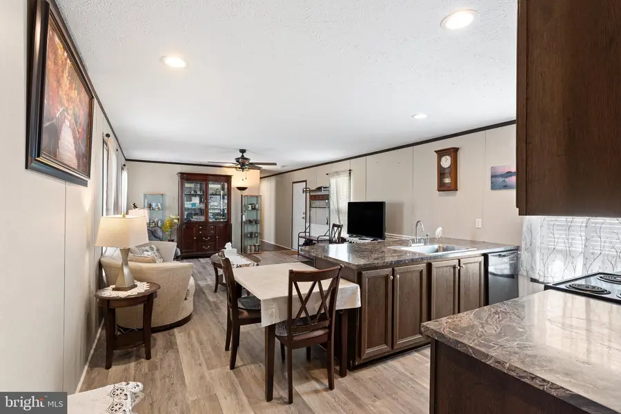 234 Iris Rd, Mullica Hill, NJ 08062 - #3