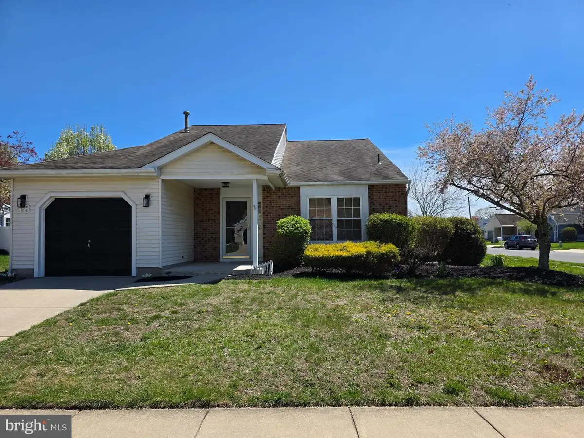 38 Pinecrest Dr, Woodbury, NJ 08096 - #1