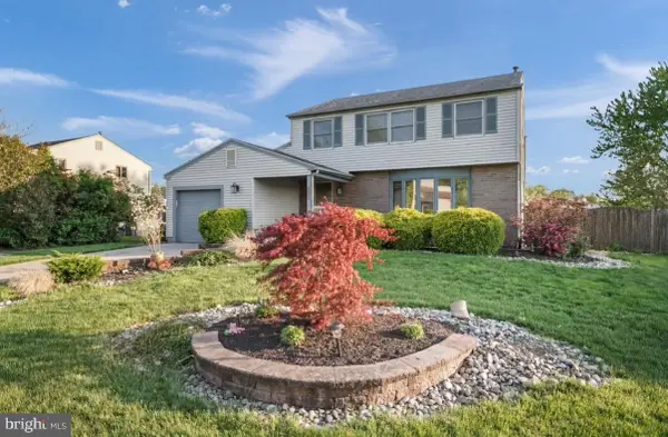 24 Castor Ct, BLACKWOOD, NJ 08012