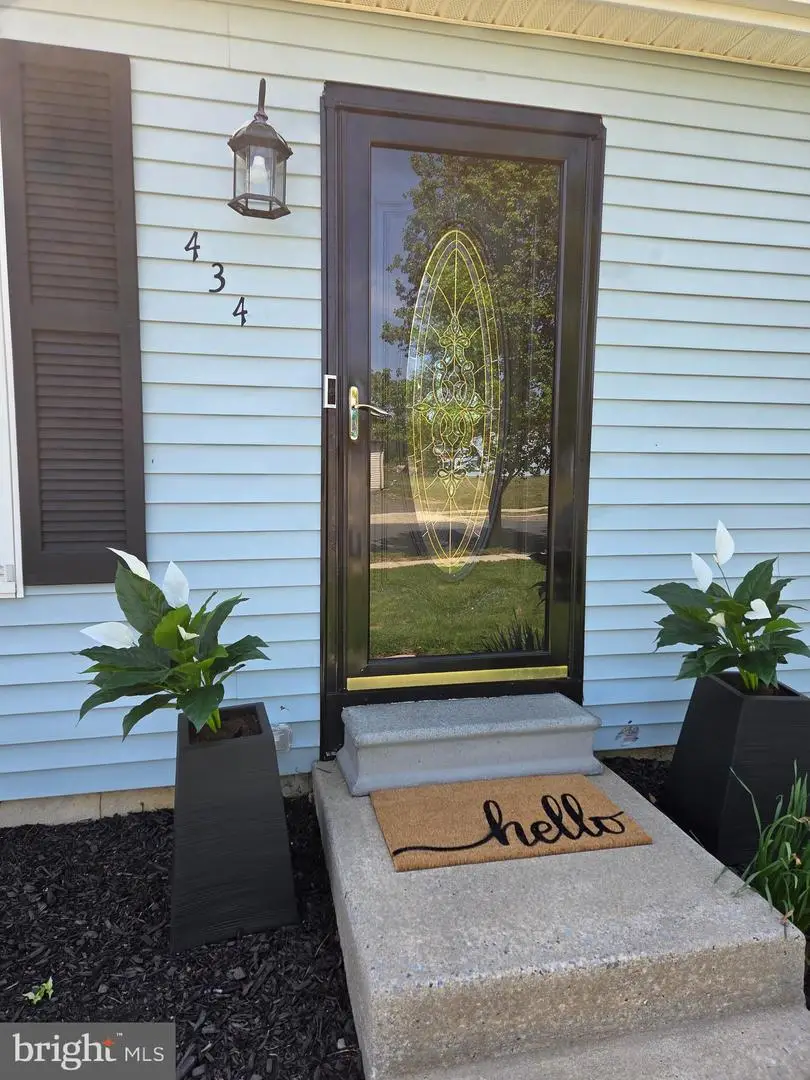 434 Ridge Dr, Williamstown, NJ 08094 - #1