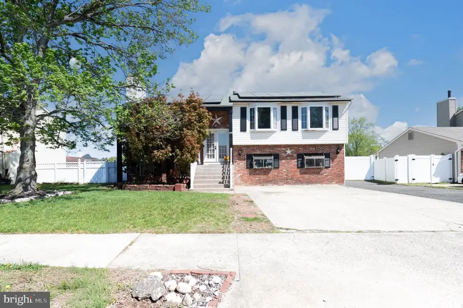 408 Jennifer Ln, Williamstown, NJ 08094 - #2