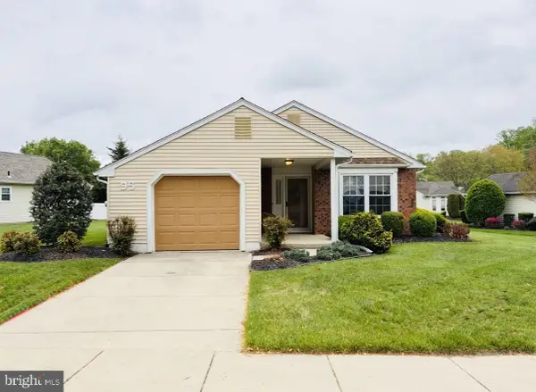 95 Lakebridge Dr, DEPTFORD, NJ 08096