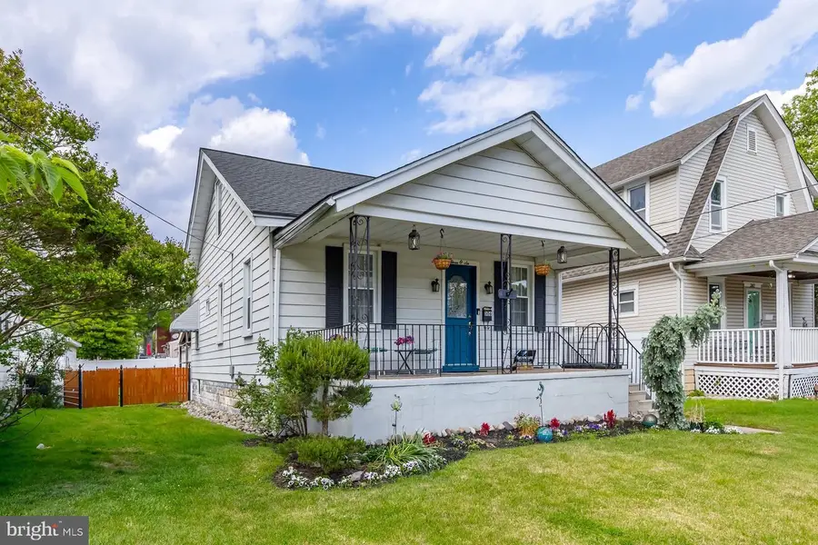 306 W Centre St, Woodbury, NJ 08096 - #2