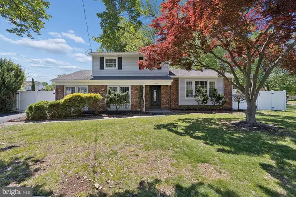 210 Lawnton Avenue, WEST DEPTFORD, NJ 08096