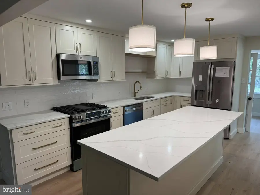 58 Main St, Bridgeport, NJ 08014 - #2