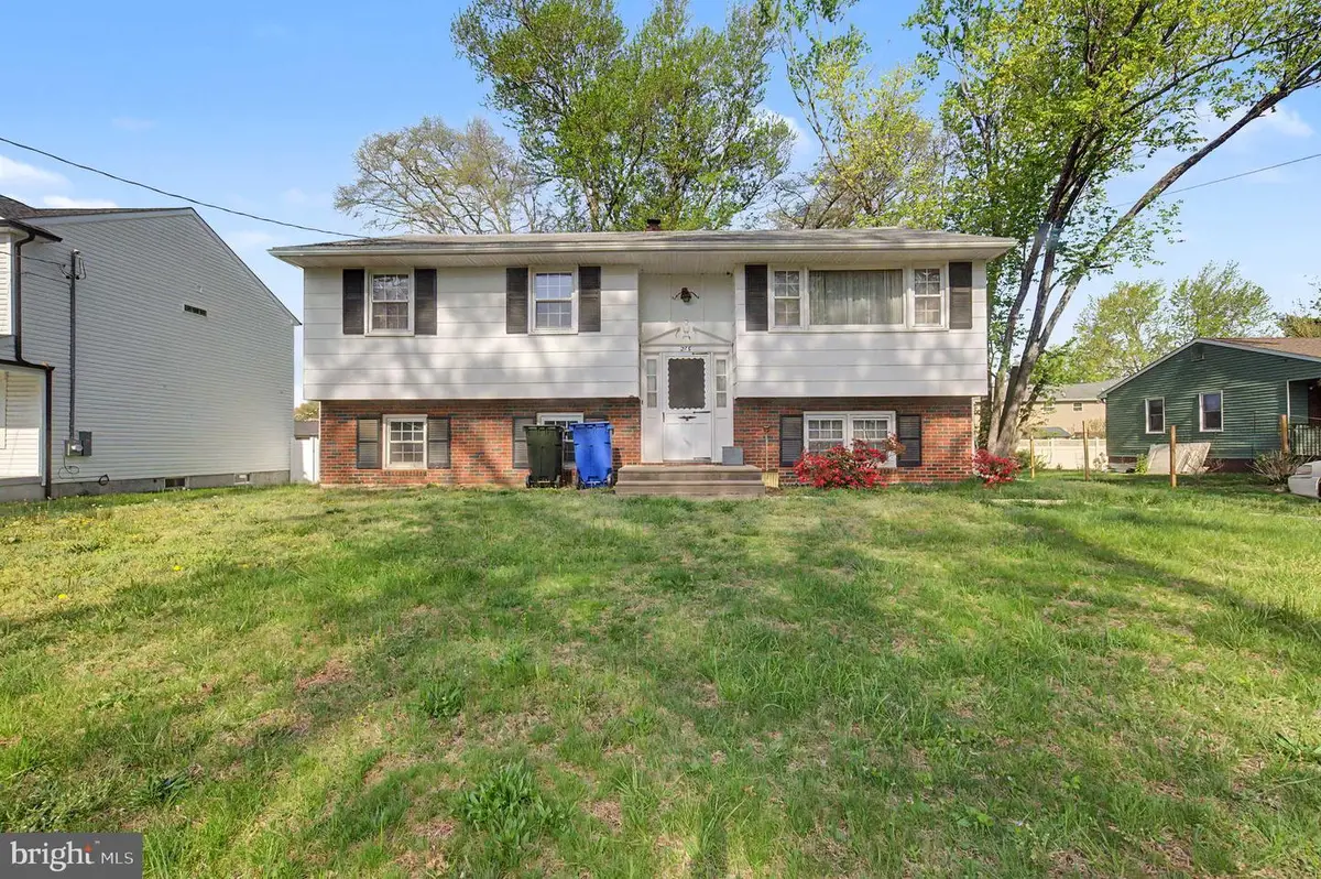 275 Essex Ave, West Deptford, NJ 08086 - #1
