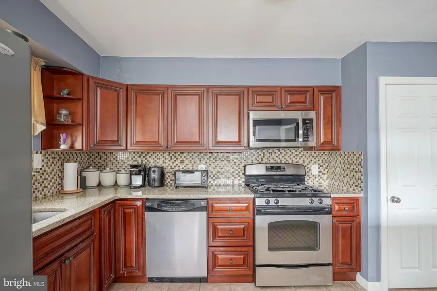 5 Cypress Cir, West Deptford, NJ 08096 - #2