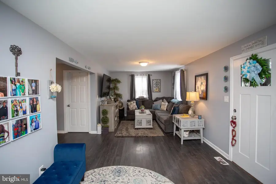 427 Church St, Williamstown, NJ 08094 - #3