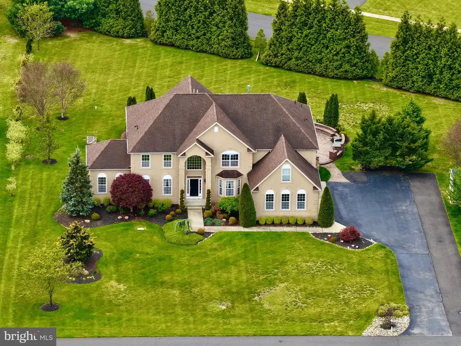 16 Gabrielle Cir, Swedesboro, NJ 08085 - #3