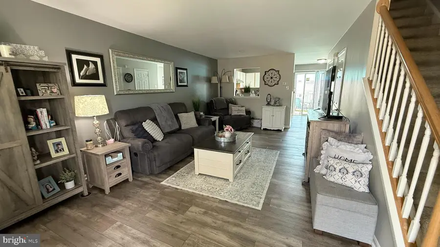 802 Darrett Ct, Sewell, NJ 08080 - #2