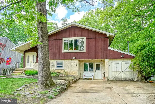 129 Karen Dr, WILLIAMSTOWN, NJ 08094