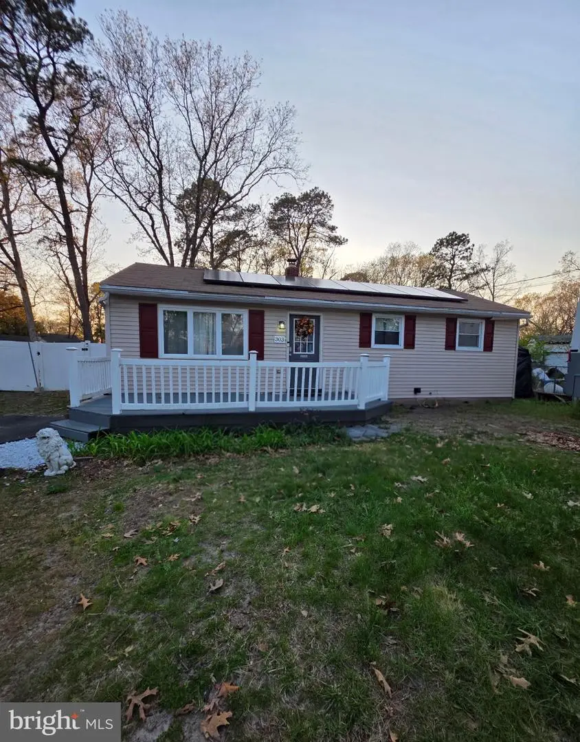 303 Sherwood Dr, Williamstown, NJ 08094 - #1
