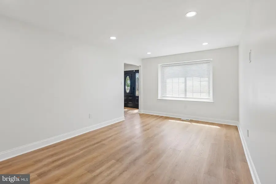 42 Haines Dr, Sewell, NJ 08080 - #3