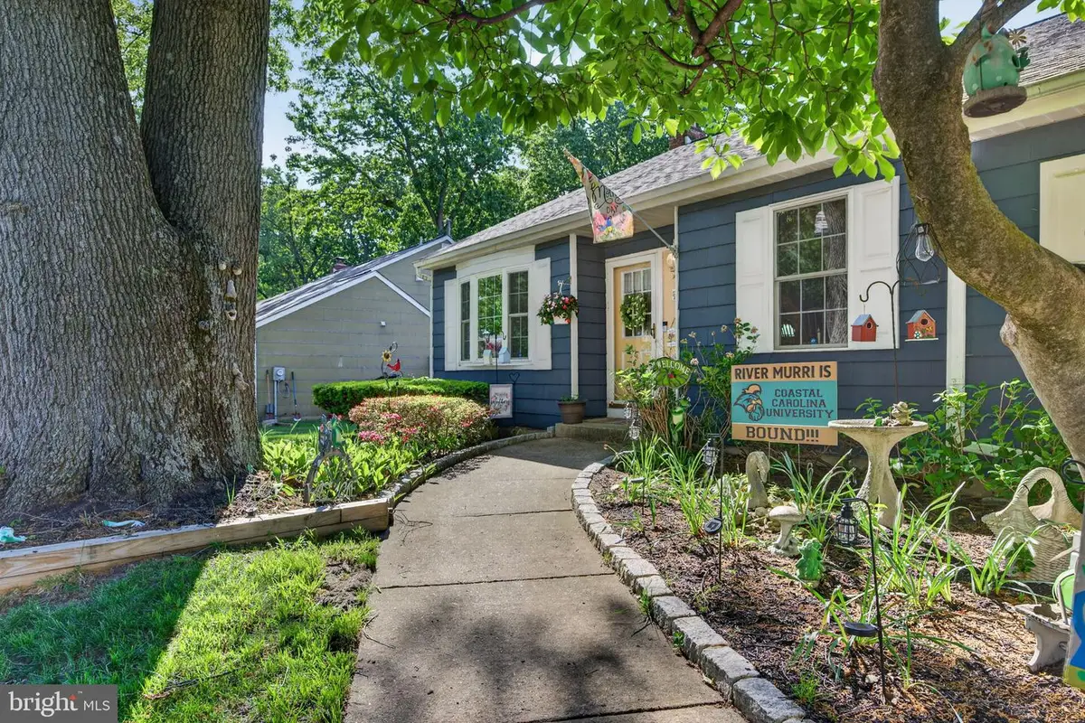 518 Elberne Ave, West Deptford, NJ 08093 - #1