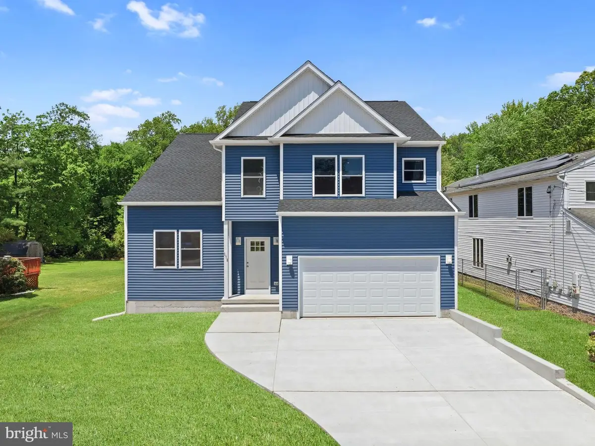 372 Marion Ave, Westville, NJ 08093 - #1