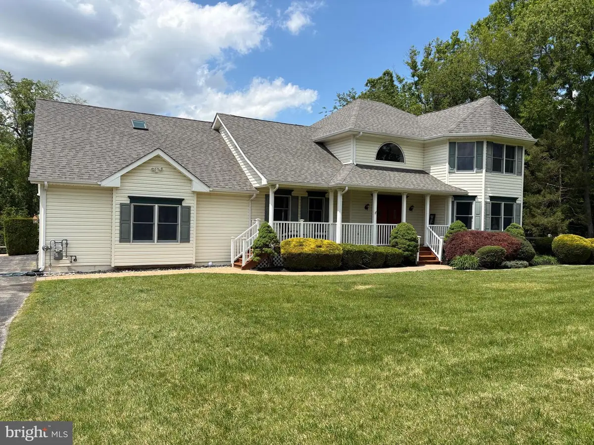 122 Lillian Ave, Sicklerville, NJ 08081 - #1