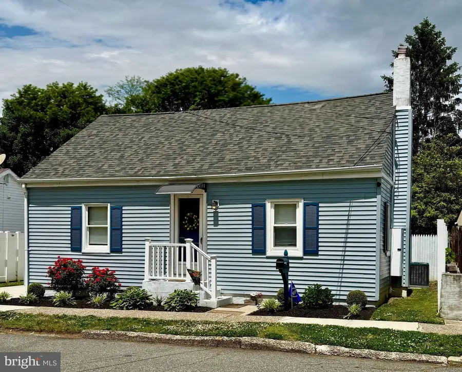 715 Asbury Ave, National Park, NJ 08063 - #2