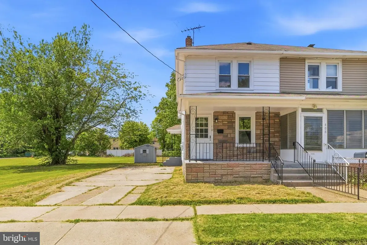 410 Dupont Ave, Paulsboro, NJ 08066 - #1
