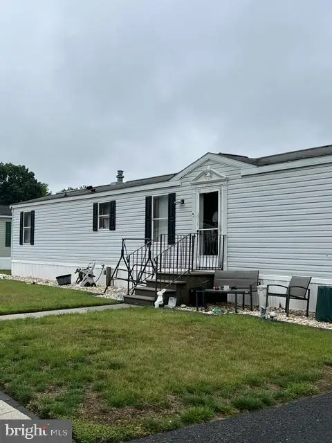 405 Peacock St, PAULSBORO, NJ 08066