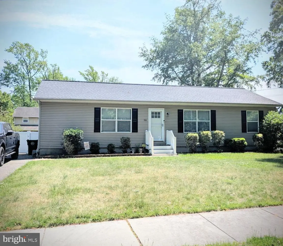 350 Redwood Ave, Woodbury Heights, NJ 08097 - #1