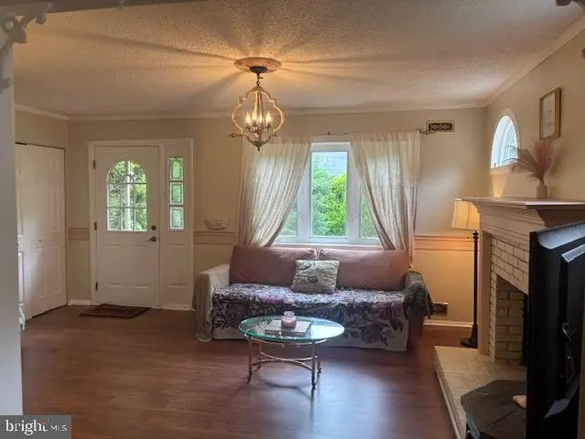 5 Madison St, Swedesboro, NJ 08085 - #2