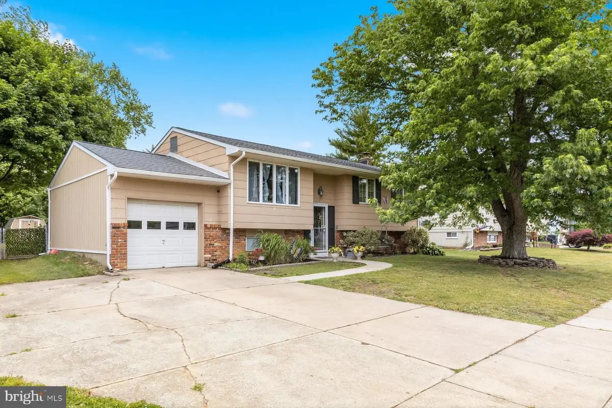 113 Howard Dr, Williamstown, NJ 08094 - #1