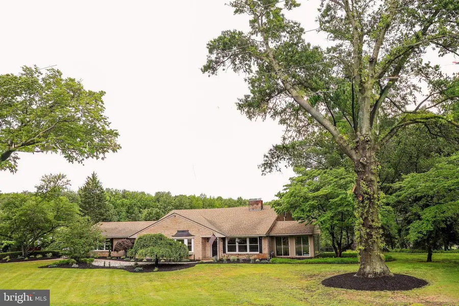 373 Kings Hwy, Swedesboro, NJ 08085 - #2