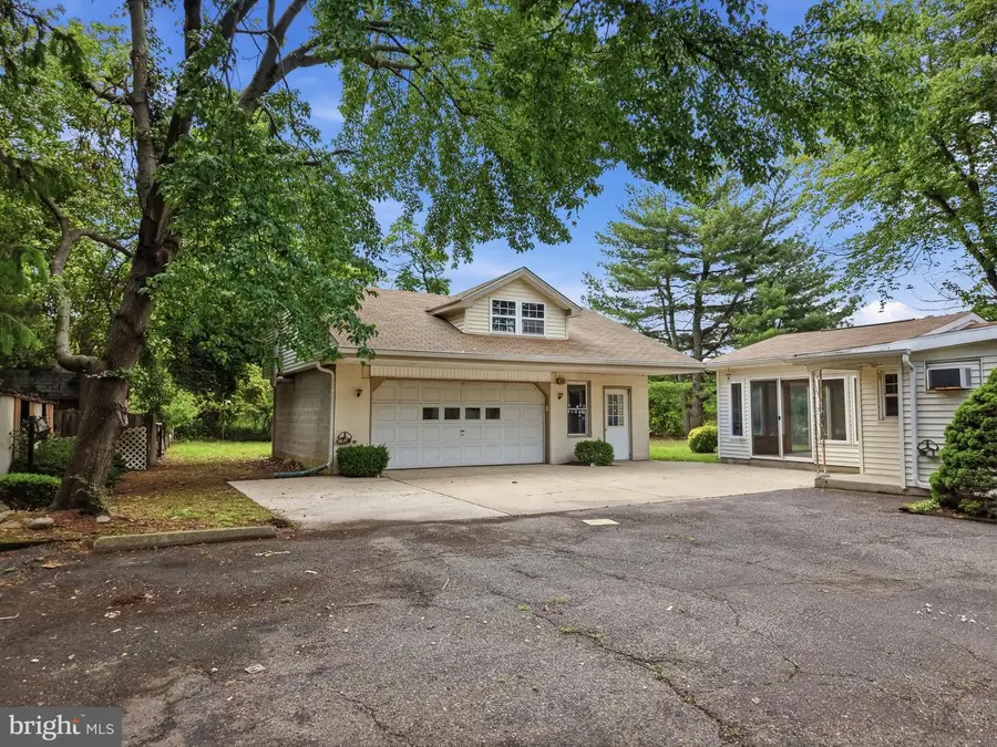 1413 Peden Ave, West Deptford, NJ 08093 - #2
