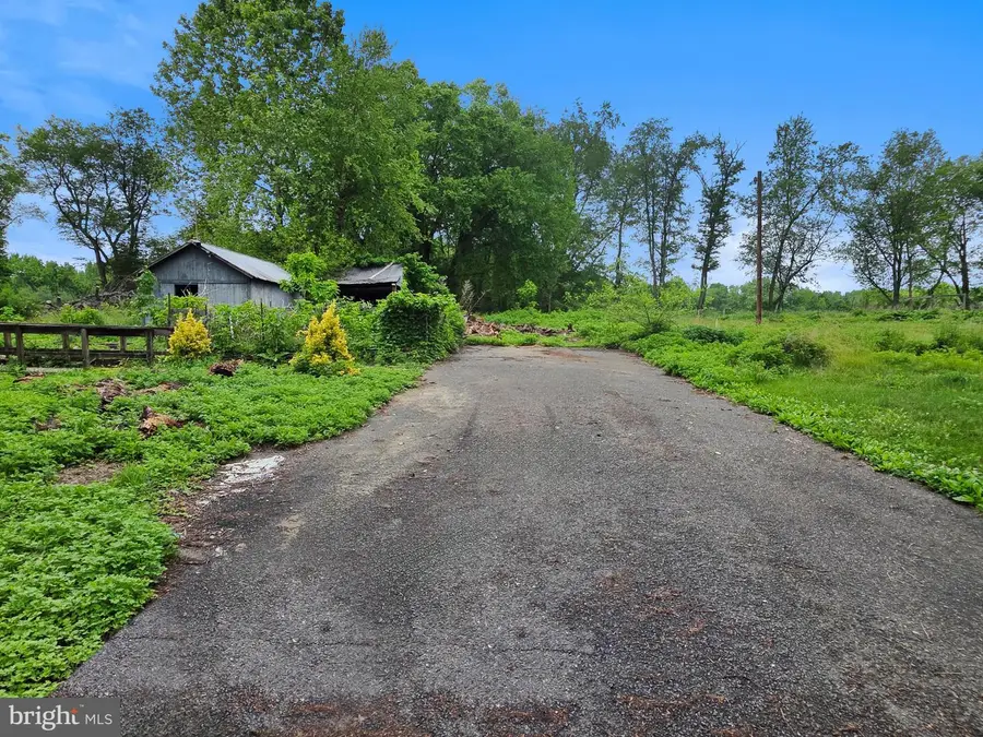 808 Lincoln Rd, Mullica Hill, NJ 08062 - #3