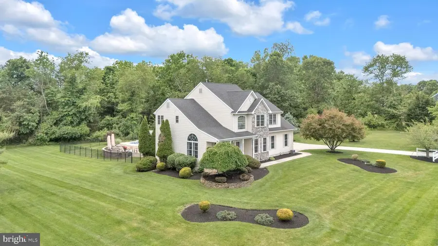 235 Inverness Dr, Woolwich, NJ 08085 - #3