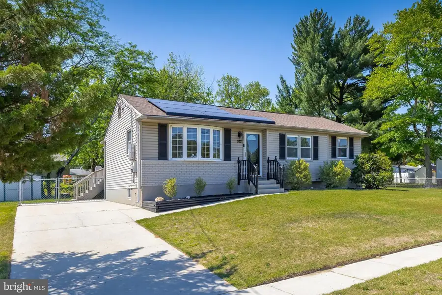 205 8th St, West Deptford, NJ 08086 - #2