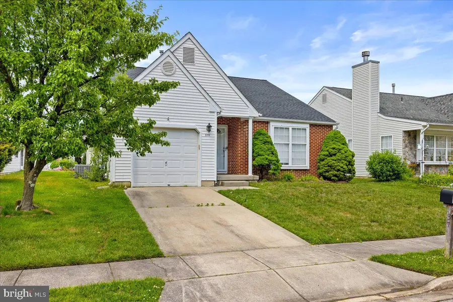 379 Barbados Dr, Williamstown, NJ 08094 - #2