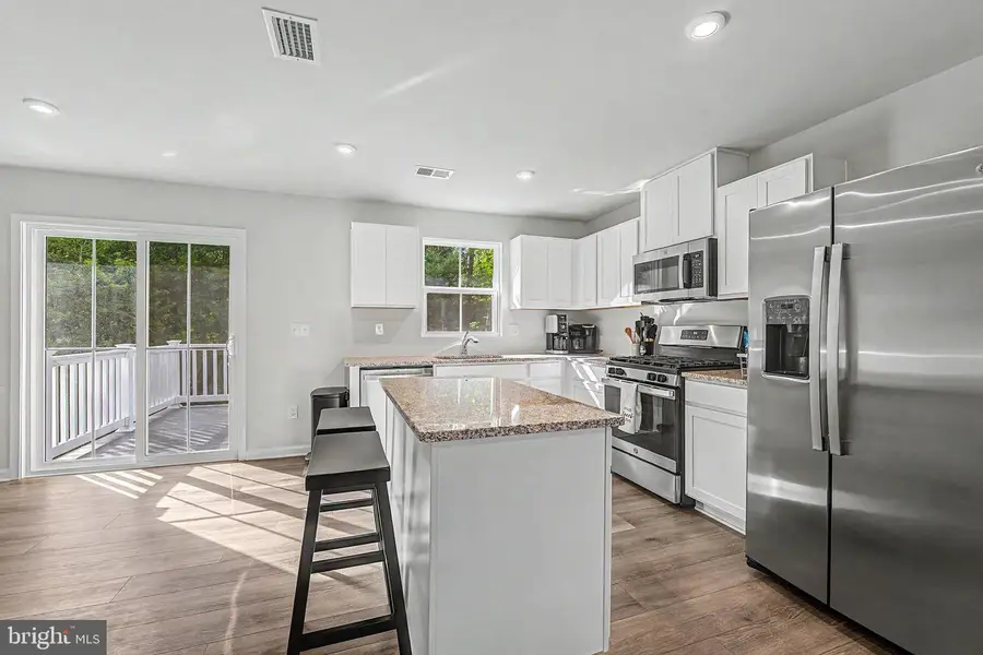 21 Riley St, Williamstown, NJ 08094 - #3