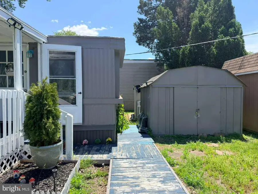 202 Florida Ave, Williamstown, NJ 08094 - #3