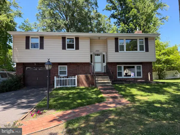 1080 Bennett Dr, WOODBURY, NJ 08096